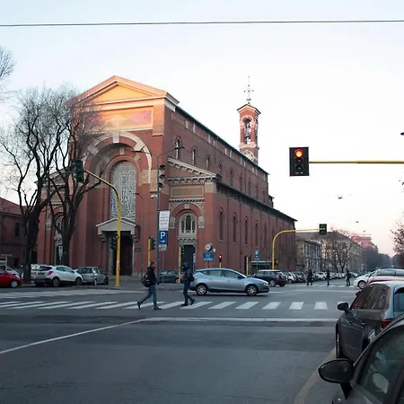 Porta Romana 아파트