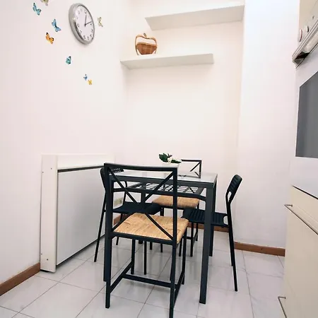 Porta Romana Apartment