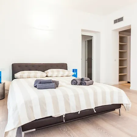 Apartment Porta Romana *